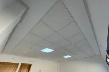 Installation des Faux Plafonds Armstrong au Maroc