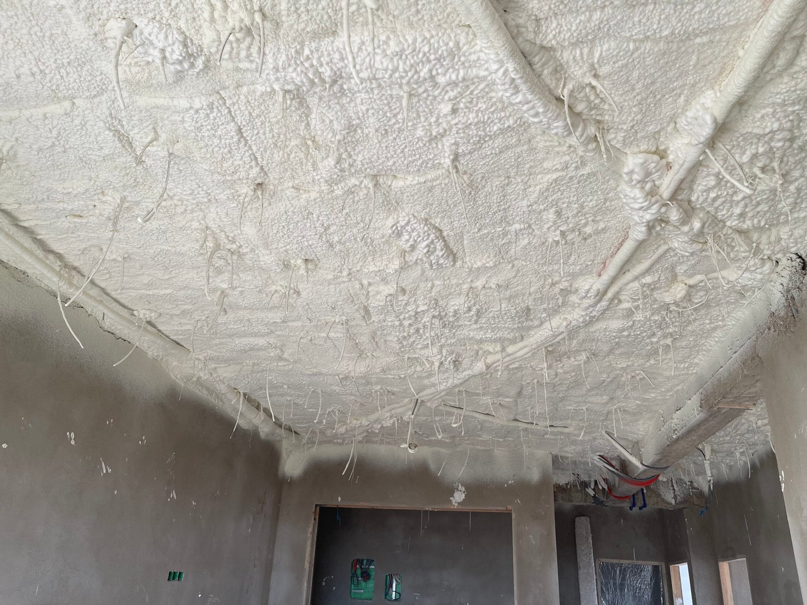 Mousse Polyuréthane : Votre Meilleure Isolation